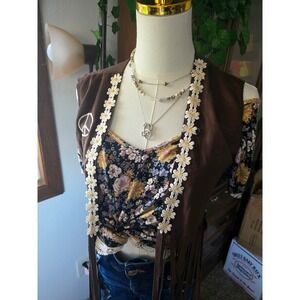 Underwraps || Brown Daisy Fringe Boho Festival Vest || Size: S ||